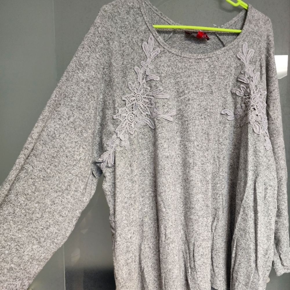 Delancey Studio Women's 3X Grey Sweater